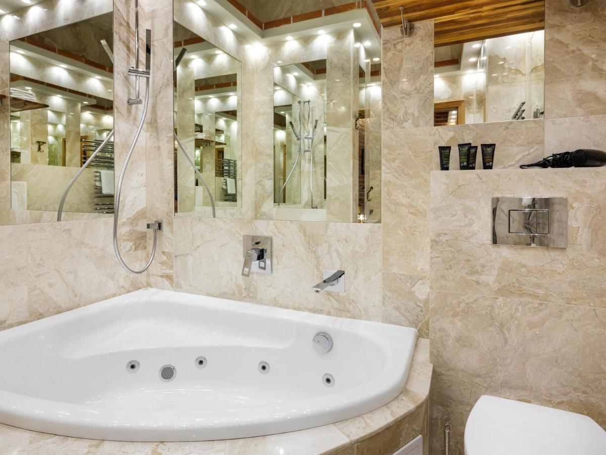 كراكوفيا Krowoderska Apartments المظهر الخارجي الصورة