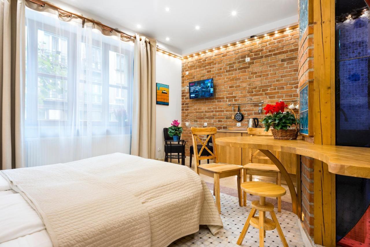 كراكوفيا Krowoderska Apartments المظهر الخارجي الصورة