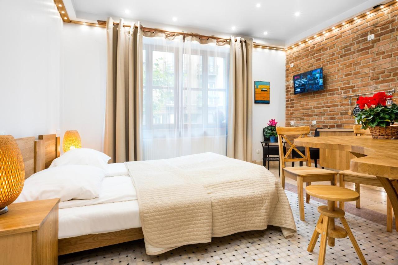 كراكوفيا Krowoderska Apartments المظهر الخارجي الصورة