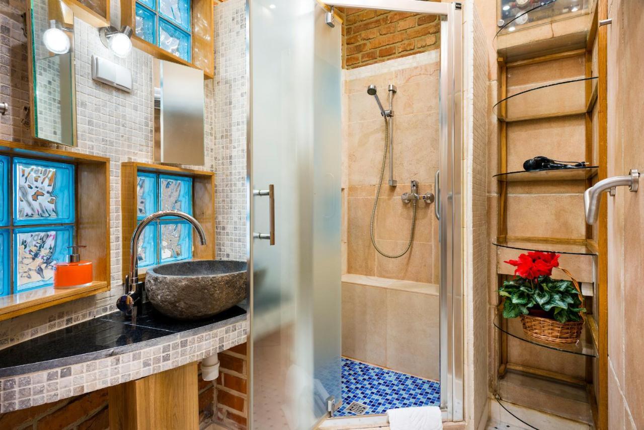 كراكوفيا Krowoderska Apartments المظهر الخارجي الصورة